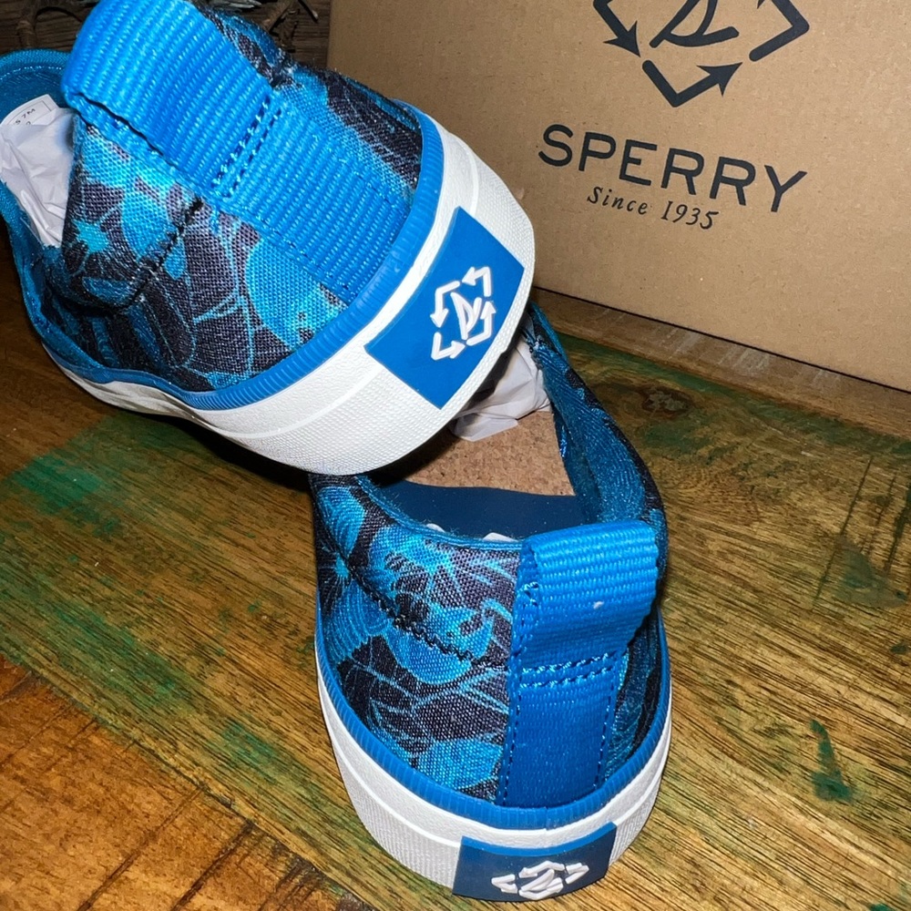 Sperry Top-Sider blue Navy Resort Crest slip on sneaker. Size 7. NIB NWT - Picture 8 of 10